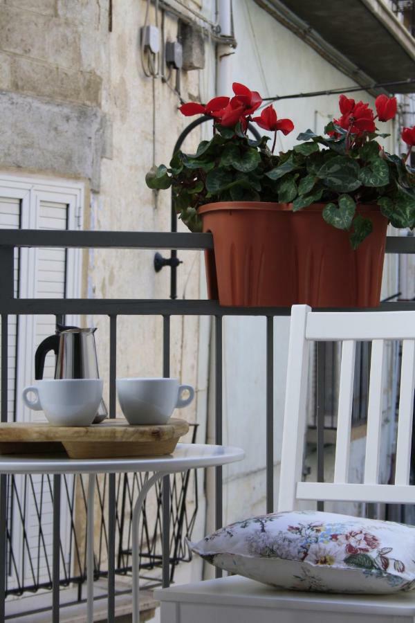 Le Stanze Di Mavi Bed & Breakfast Гравина ин Пулия Екстериор снимка